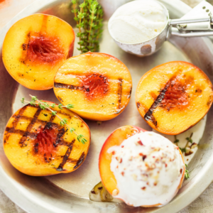 Grilled peaches weight-loss friendly dessert.
